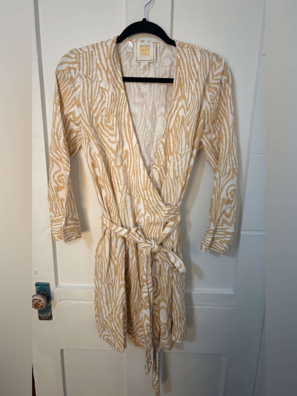 Emily McCarthy Women's Day Robe
Faux Bois Dress